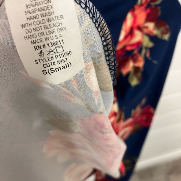 NWT PS Kate Floral Top - Picture 5 of 5